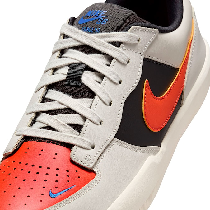 Tenisky Nike SB Force 58 Premium light bone/cosmic clay-black 2024