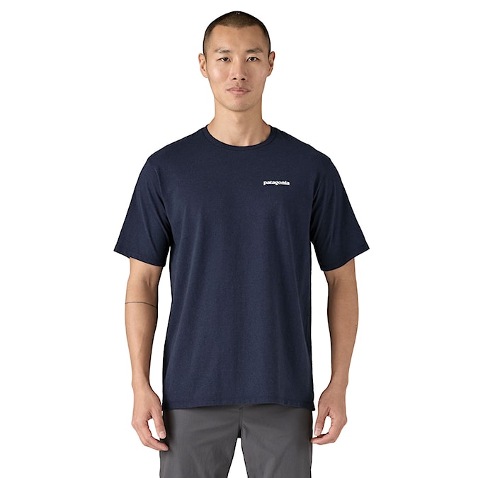 Koszulka Patagonia M's P-6 Logo Responsibili-Tee new navy 2025
